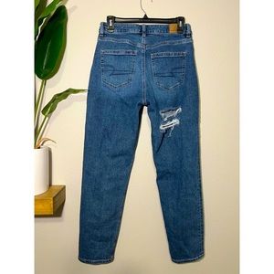 American Eagle Mom Jeans